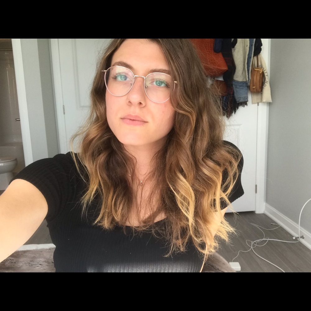 Meet your Posher, Megan